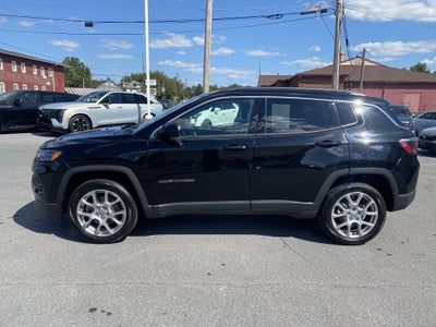 2022 Jeep Compass Latitude Lux