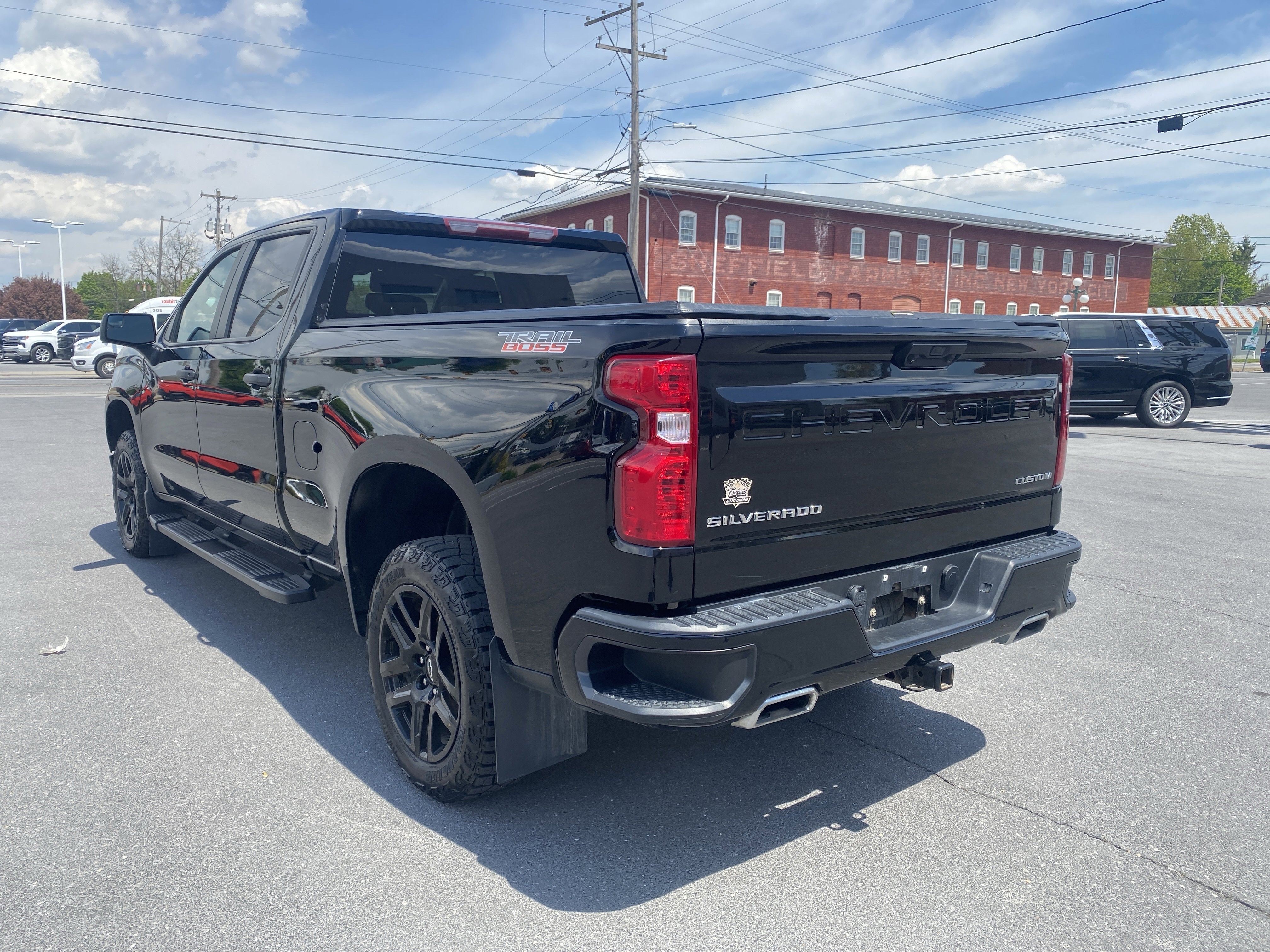 2022 Chevrolet Silverado 1500 Custom Trail Boss