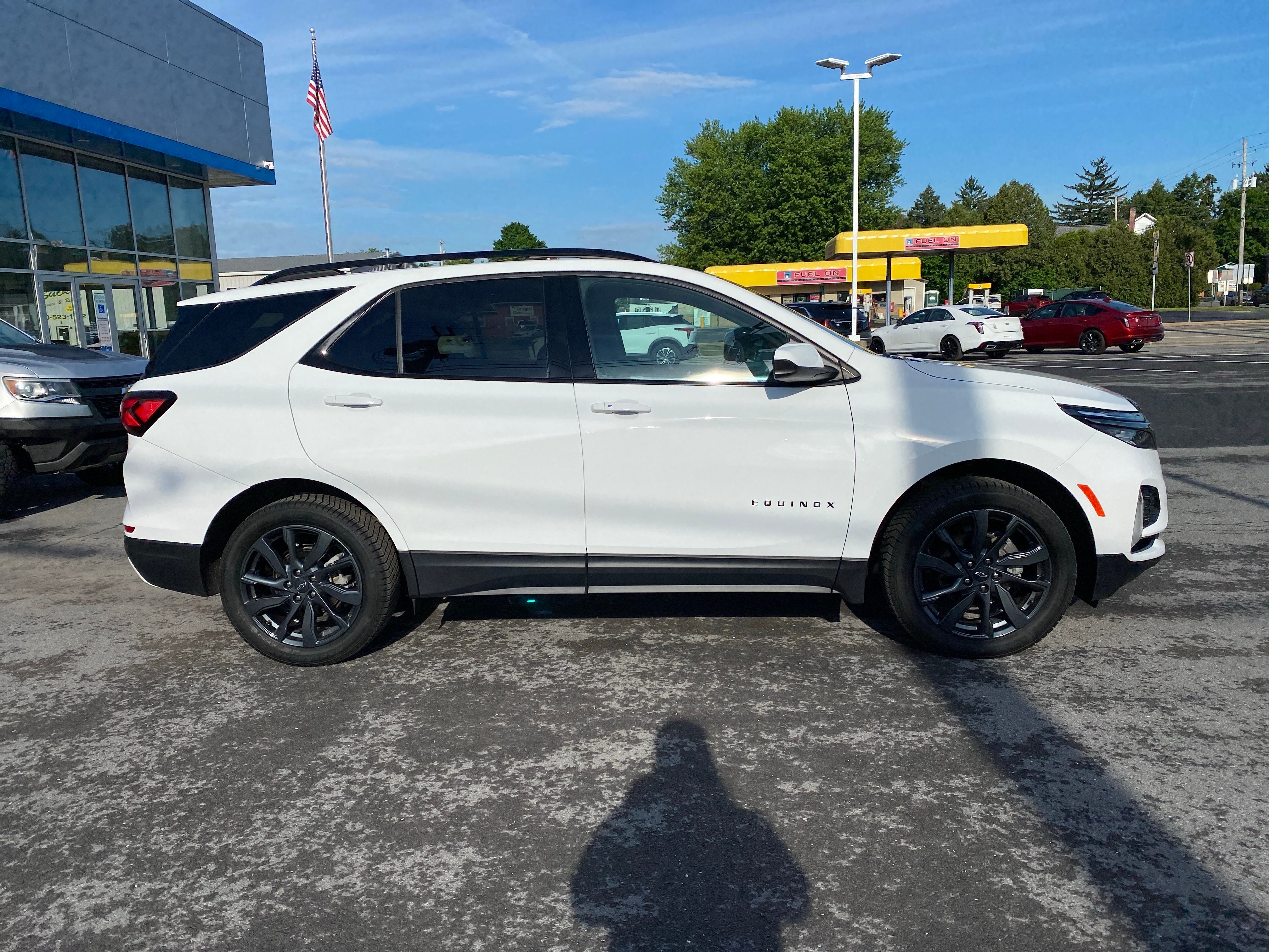 2023 Chevrolet Equinox RS