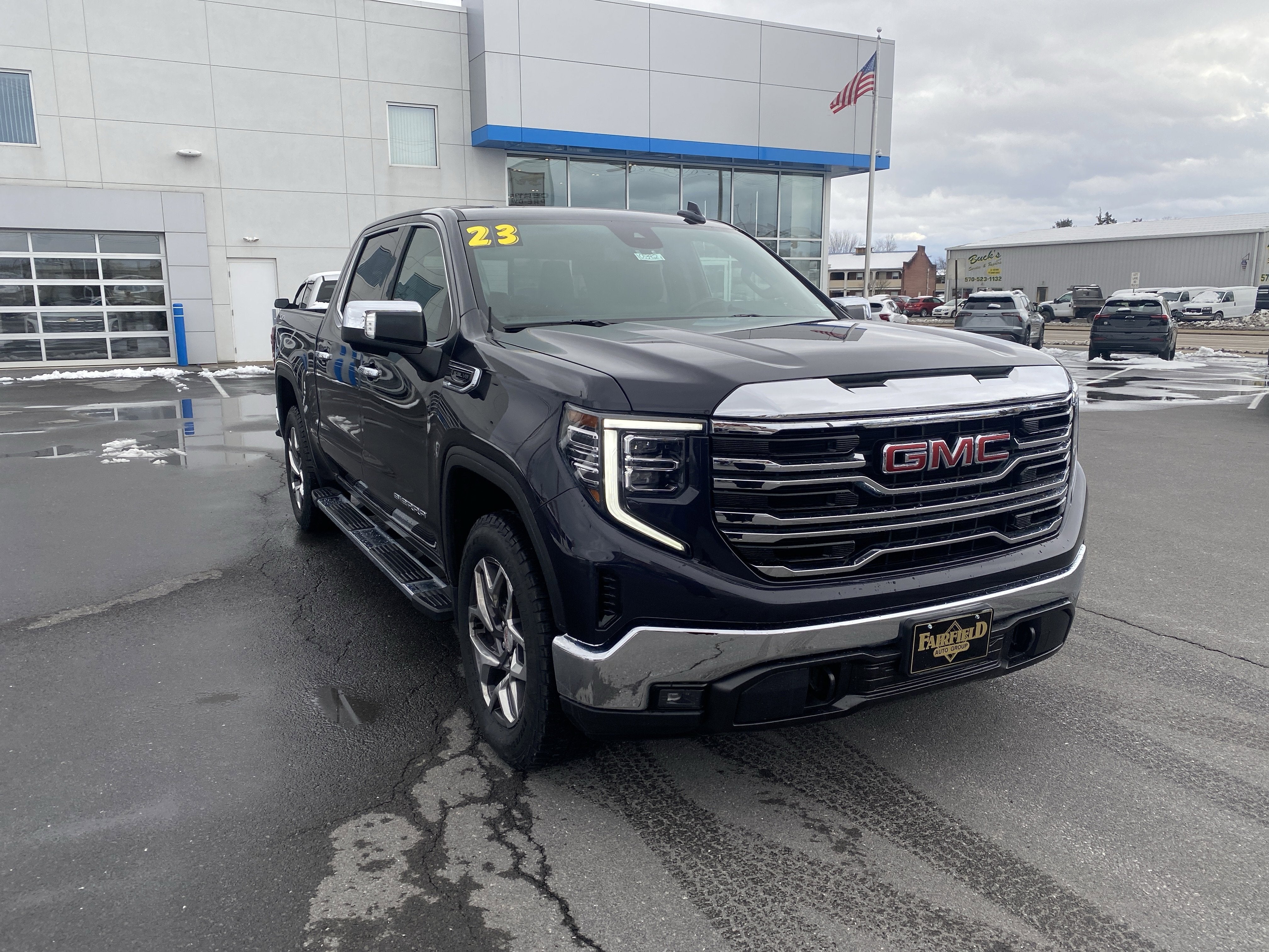 2023 GMC Sierra 1500 SLT