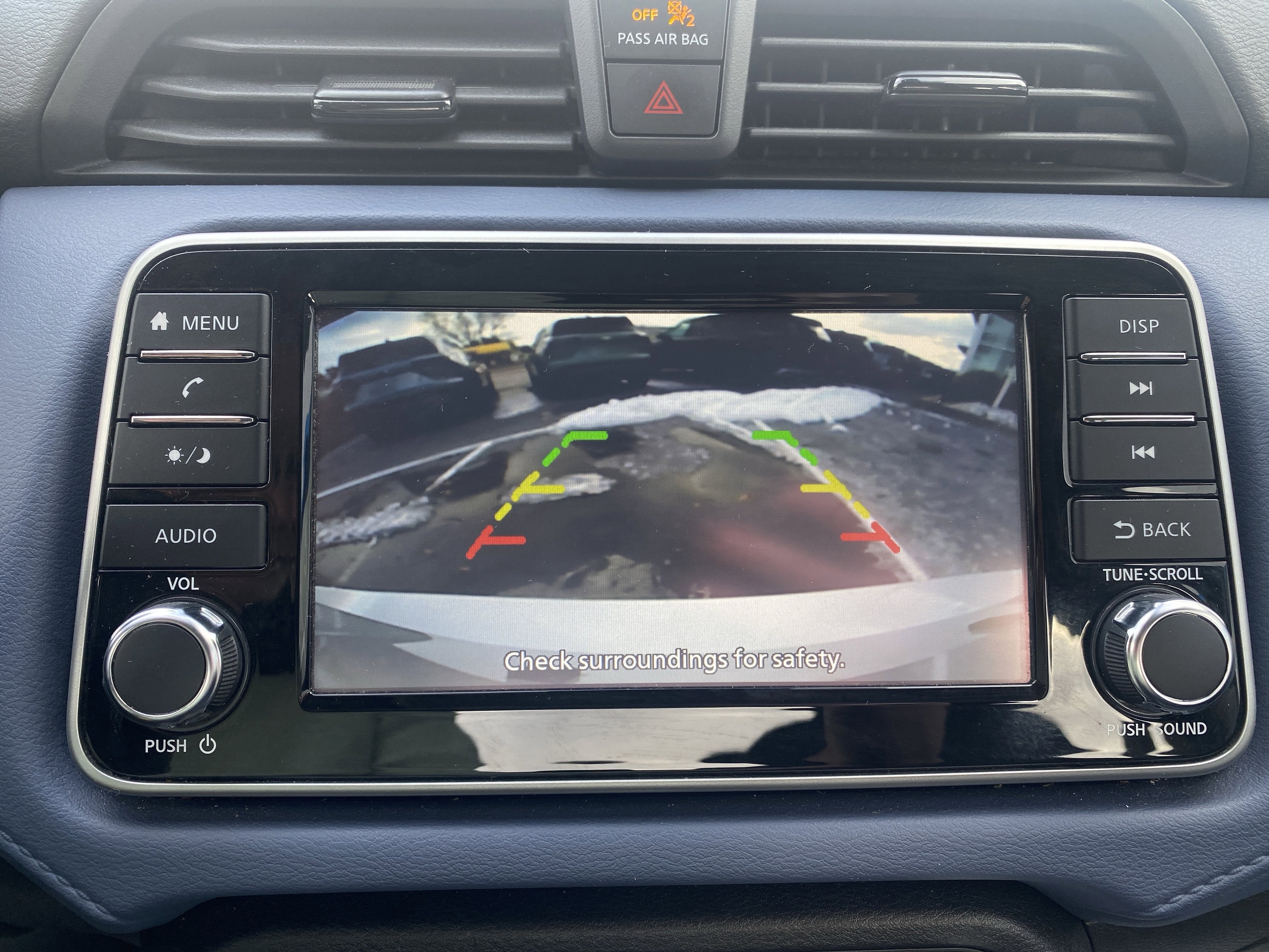 2023 Nissan Versa SV