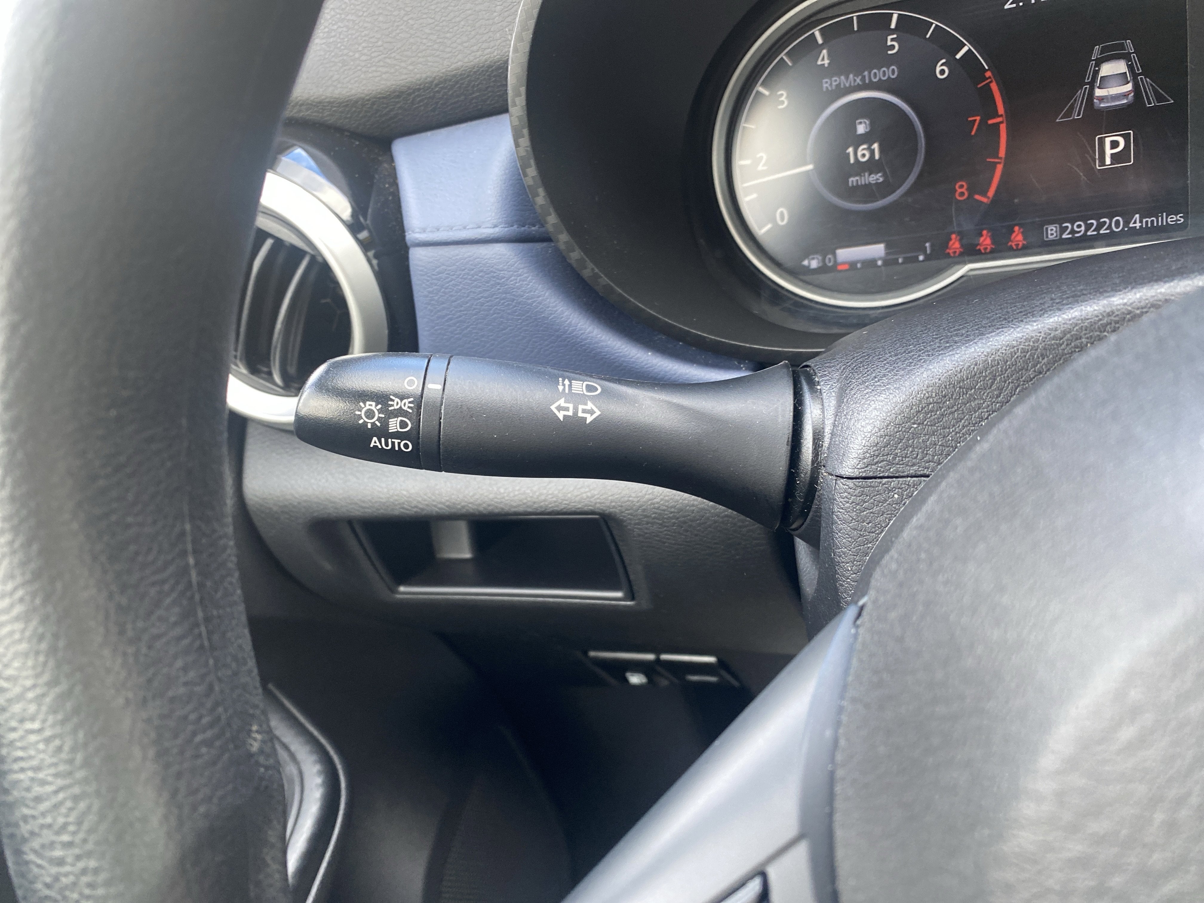 2023 Nissan Versa SV