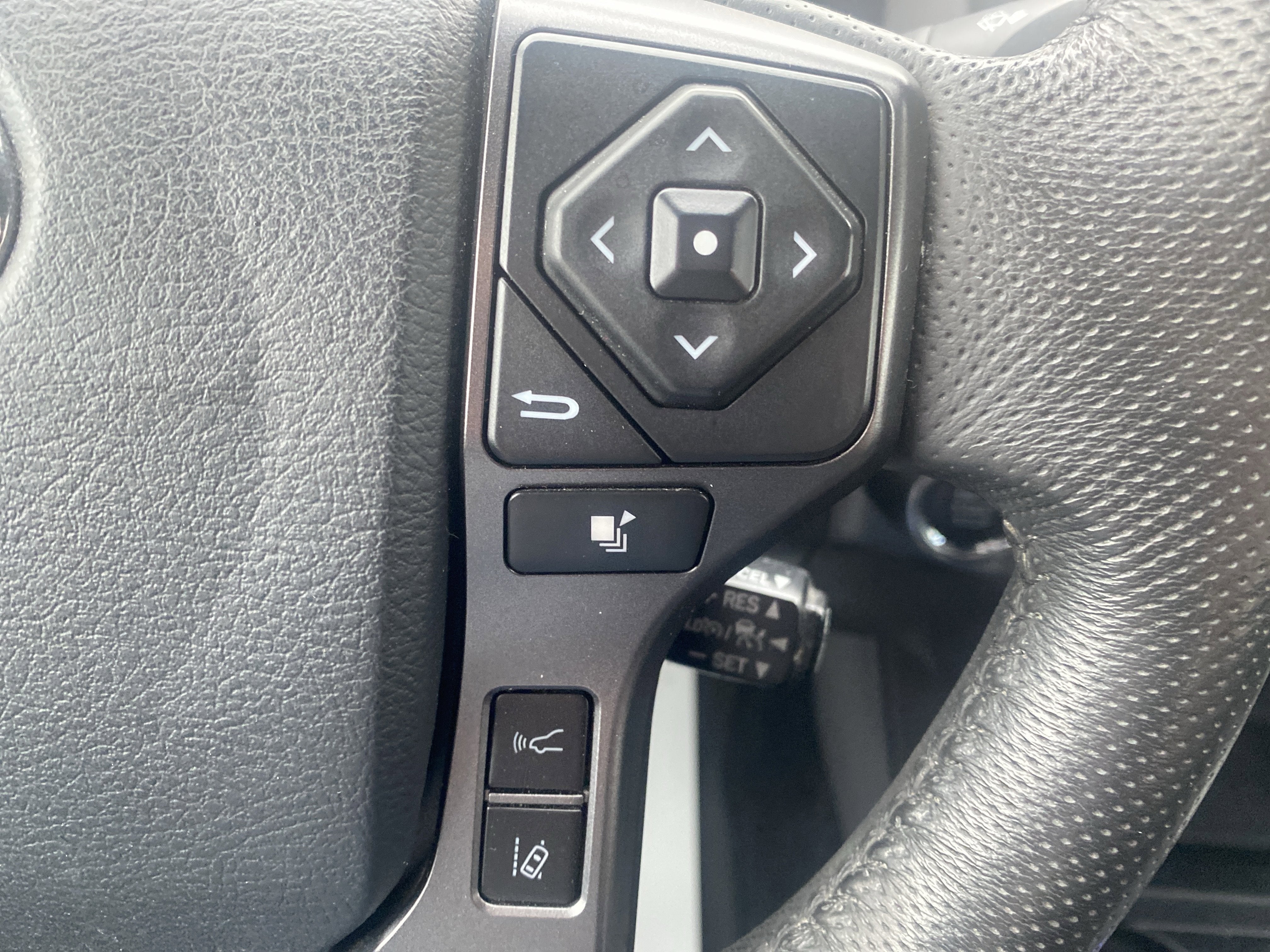 2019 Toyota Tacoma 4WD SR