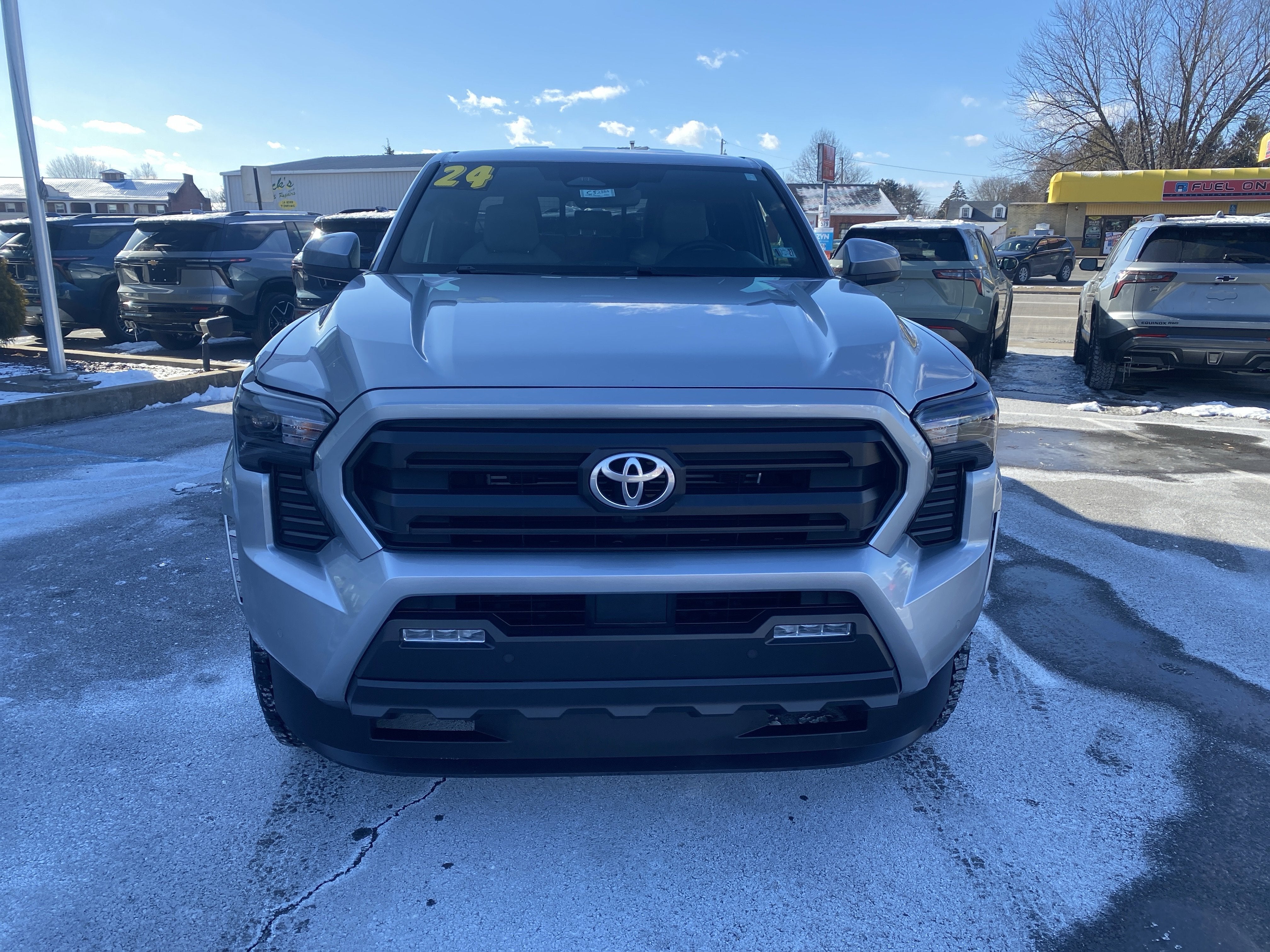 2024 Toyota Tacoma 4WD SR5