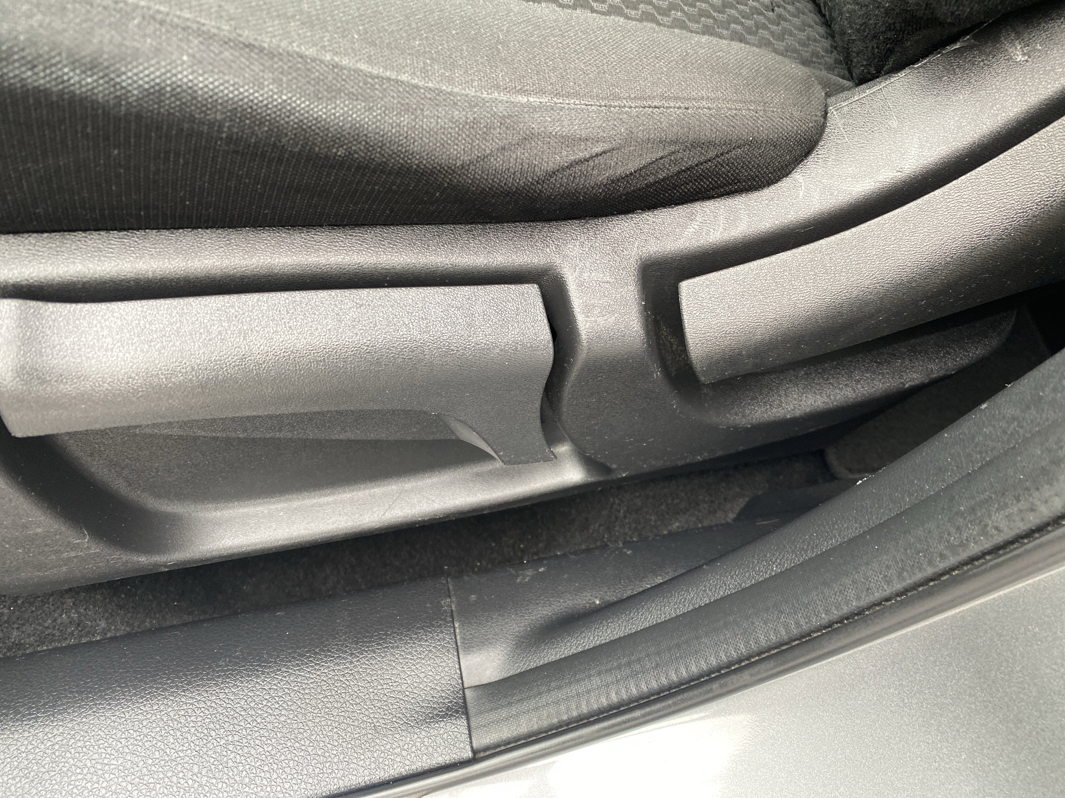 2017 Nissan Rogue Sport S