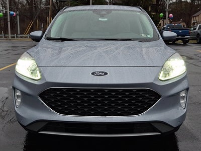 2022 Ford Escape Titanium Hybrid