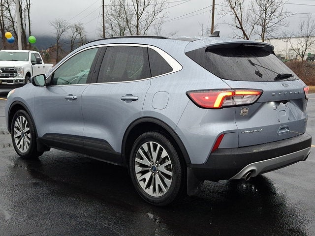 2022 Ford Escape Titanium Hybrid
