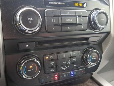 2017 Ford Super Duty F-350 SRW Lariat