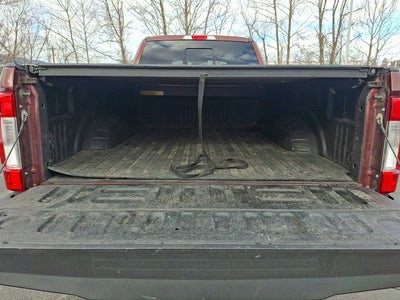 2017 Ford Super Duty F-350 SRW Lariat