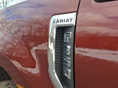 2017 Ford Super Duty F-350 SRW Lariat