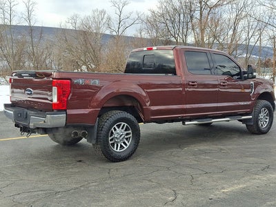 2017 Ford Super Duty F-350 SRW Lariat