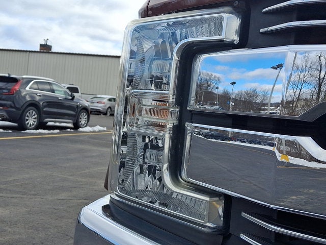 2017 Ford Super Duty F-350 SRW Lariat