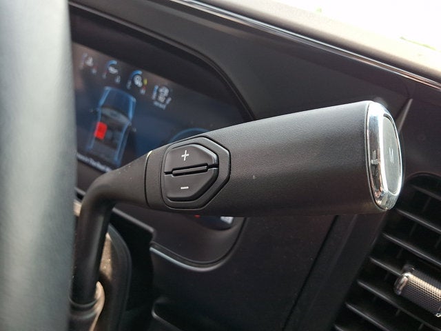 2023 Ford Super Duty F-350 DRW LARIAT