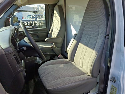 2011 Chevrolet Express Commercial Cutaway Work Van