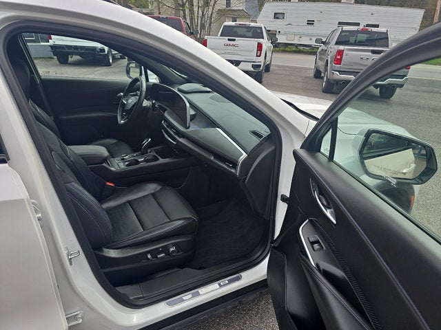 2024 Cadillac XT4 AWD Sport