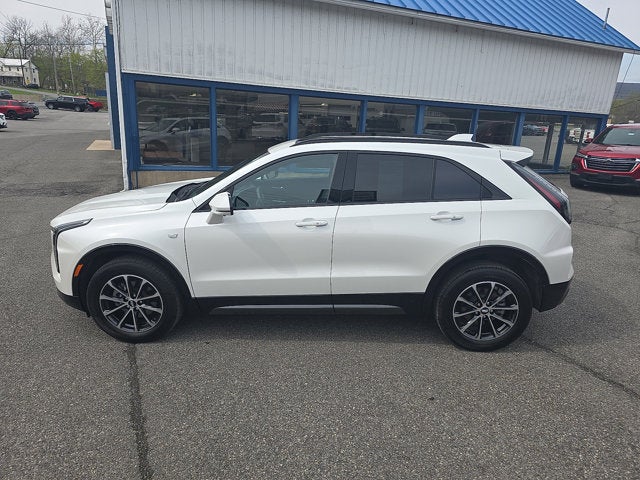 2024 Cadillac XT4 AWD Sport
