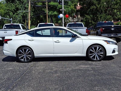 2022 Nissan Altima 2.5 SR