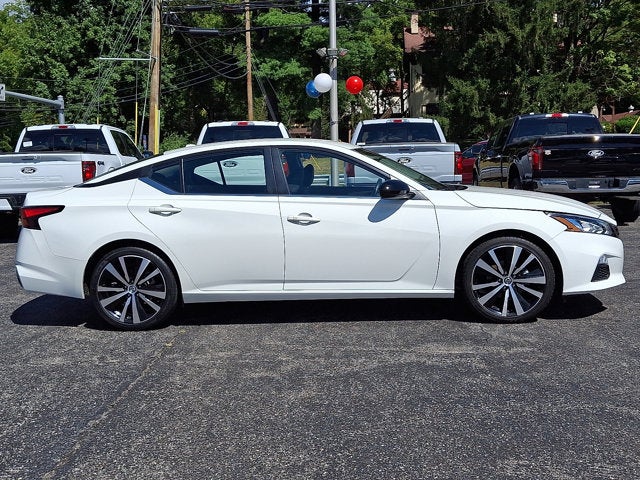 2022 Nissan Altima 2.5 SR