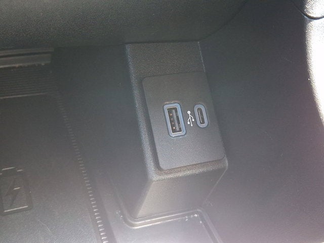 2024 Ford Edge ST-Line