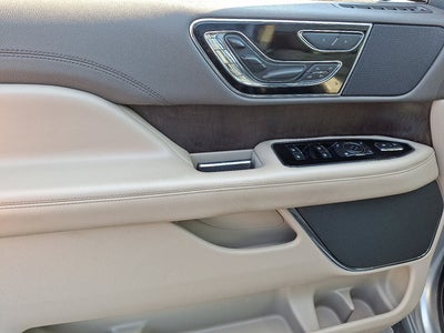 2022 Lincoln Navigator L Reserve